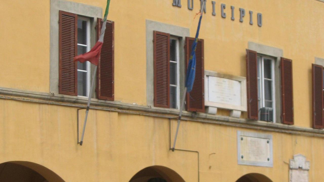 Il municipio di Cascina