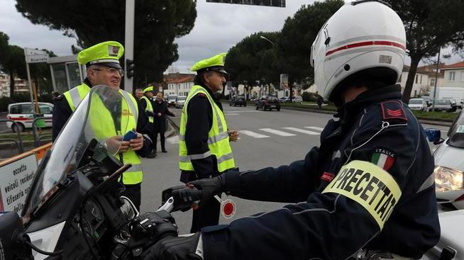 Scontro vigili urbani-sindaci l’accordo a metà settimana