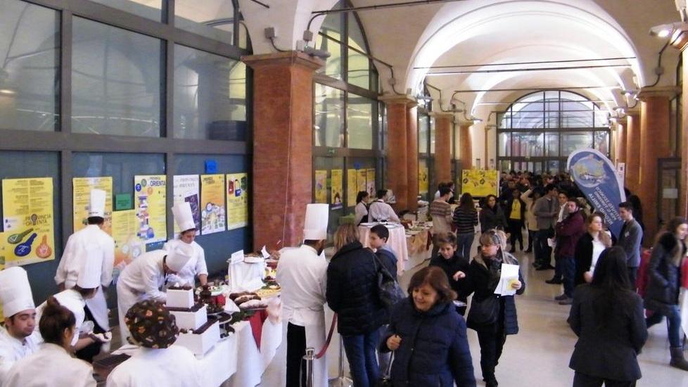 Così le scuole superiori fanno marketing