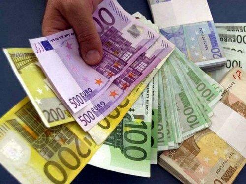IL REPORT/ Lo stipendio è giusto? A Modena nel privato si guadagnano quasi 30mila euro annui 