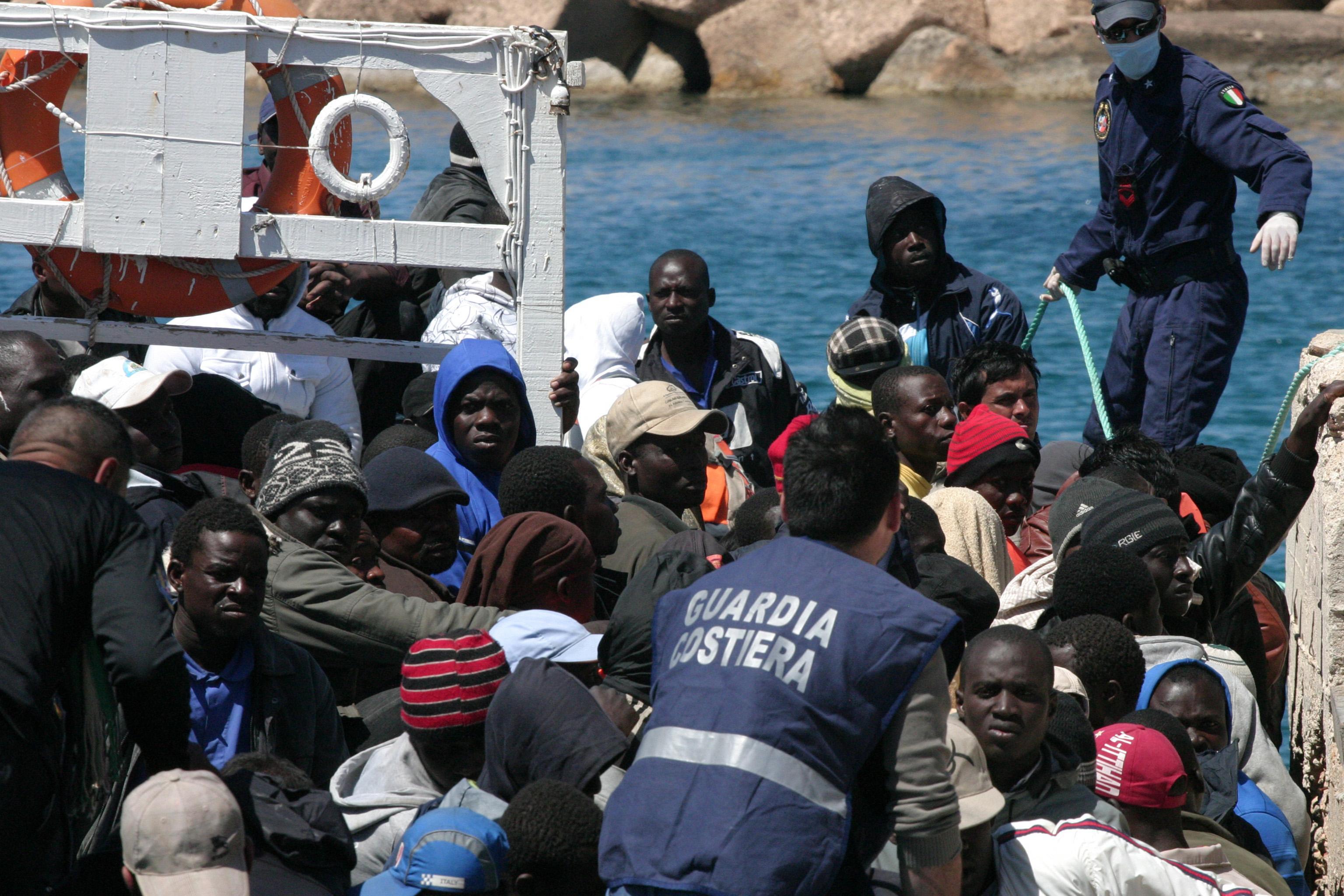 Uno sbarco di migranti