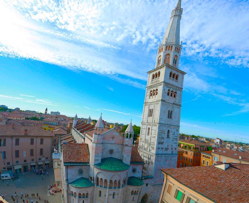 Ghirlandina verde contro la pena di morte: manifestazioni in duemila città di 100 paesi