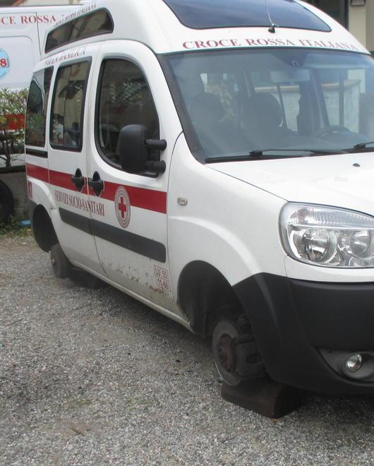 Croce Rossa e volontari colpiti dal raid 