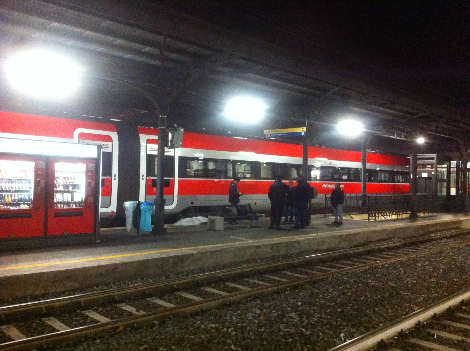 Malore fatale per un quarantaduenne alla stazione di Pistoia