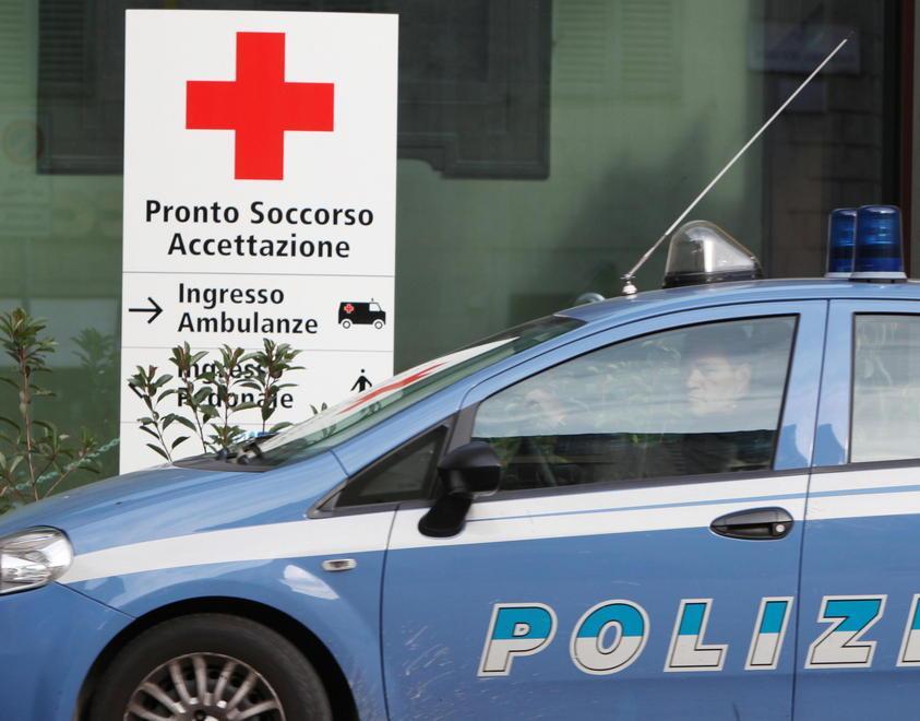 Molesta i pazienti al pronto soccorso