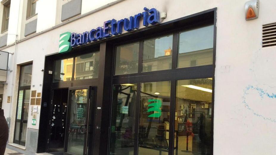 “Addio ai nostri risparmi” Si pensa ad azioni legali