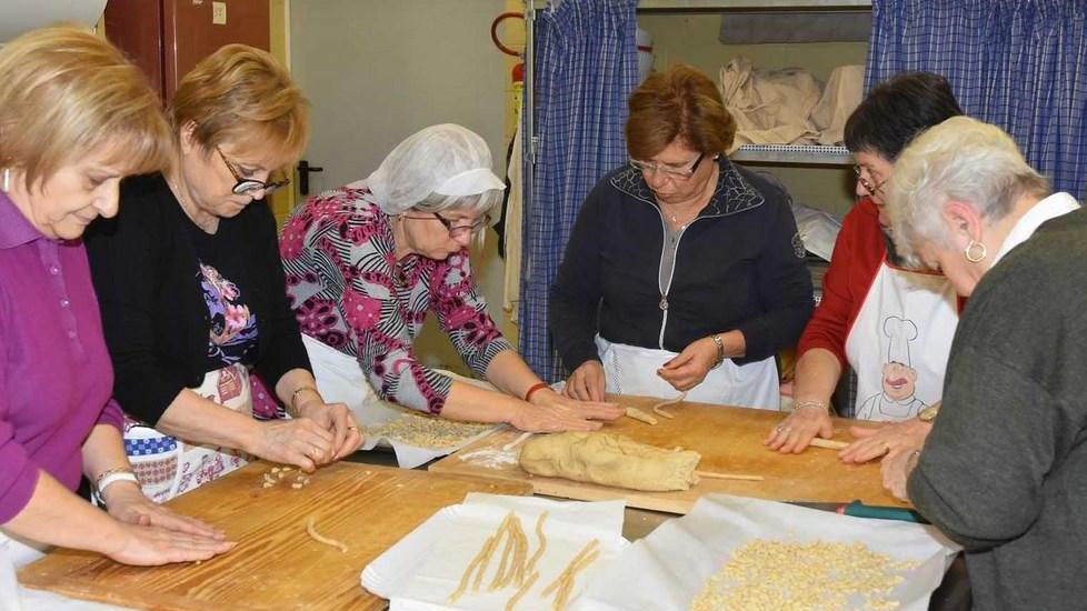 Domani torna la grande cena di Boorea