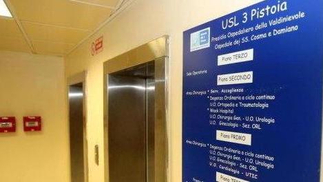 Scuse Asl alla neo-mamma bloccata nell’ascensore