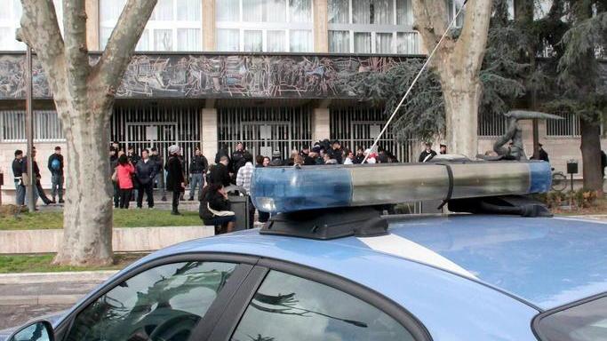 Ventiquattro immobili del Comune occupati abusivamente