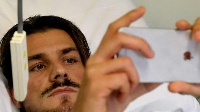 Daniele Dessena operato ieri a Parma «Ringrazio i tifosi per il loro affetto»