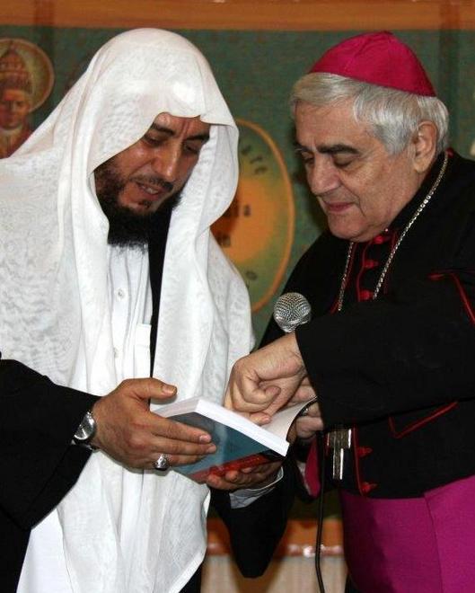 L’imam: «Che errore, è un uomo di dialogo» 