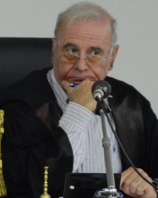 I giudici riassumono legale dell’Asl 