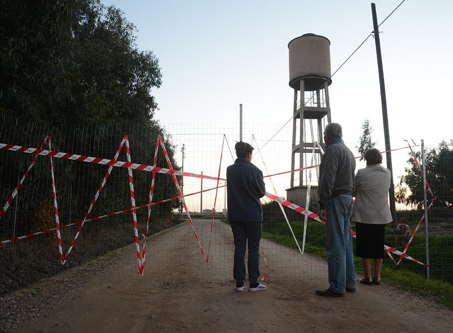 Sono arrivate le transenne, dodici case sono inaccessibili