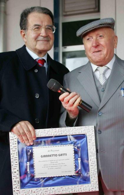 Il tributo al cooperatore Giannetto 