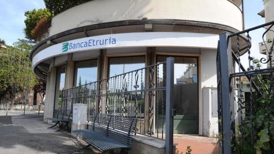 Una filiale della Banca Etruria (foto d'archivio)