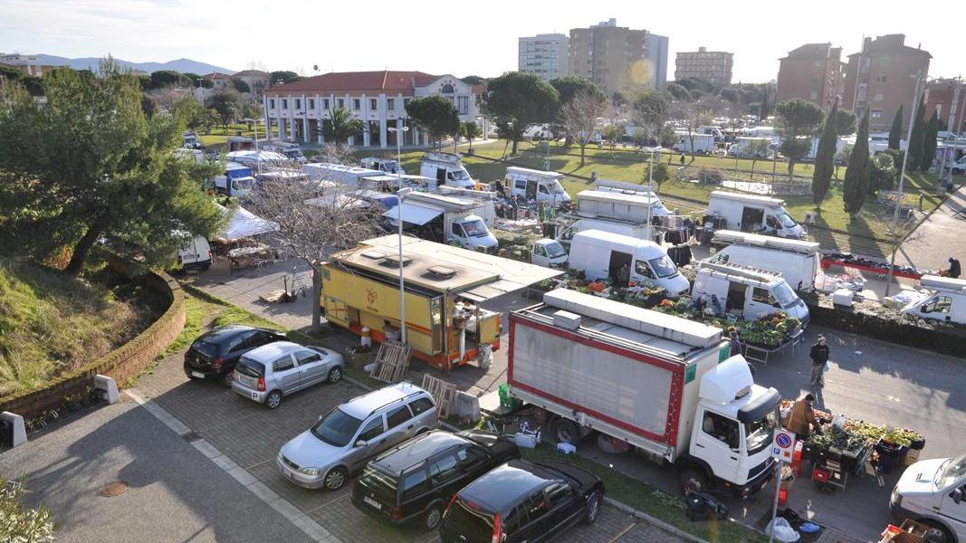L'area di piazza del Mercato (foto Falorni)