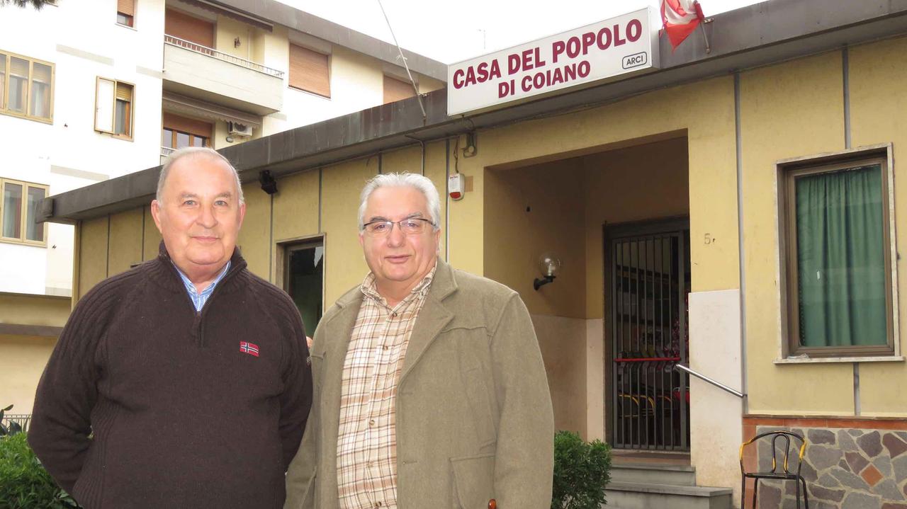 Mario Bensi, presidente, e Rolando Gabbiani, vicepresidente della Casa del Popolo di Coiano