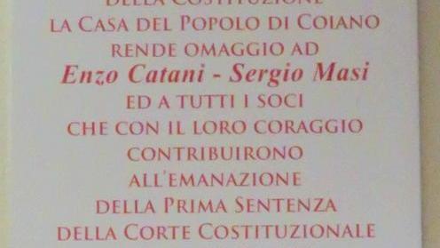 Sulle ceneri della casa del Fascio