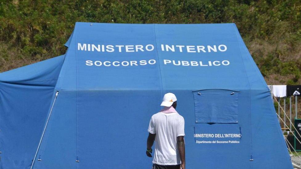 Profughi, frenata sull’accoglienza
