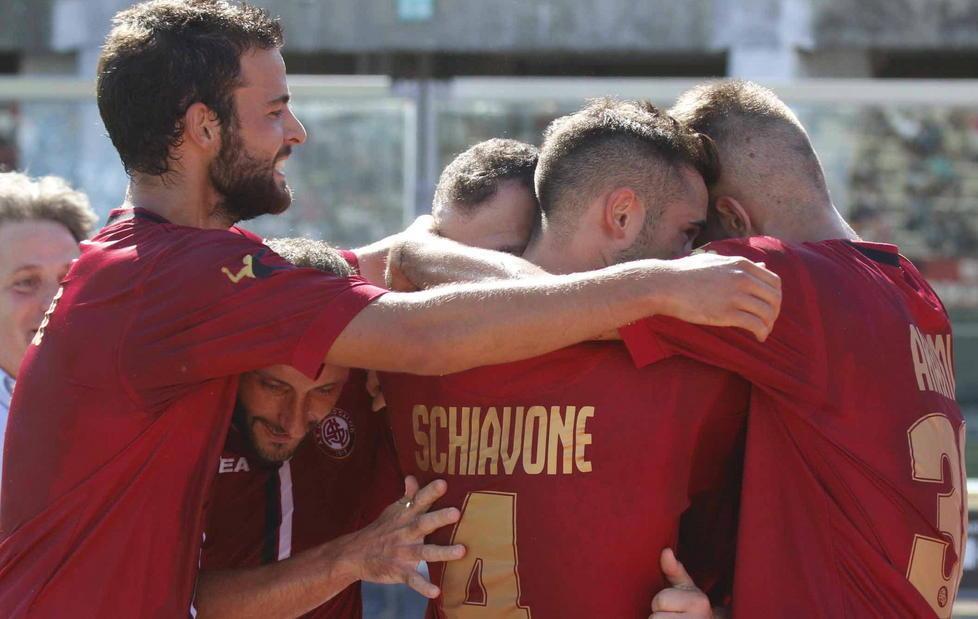 E stasera la squadra fa gol per Giulia 