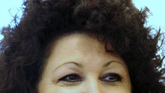 Porte aperte all’Esselunga ed è assalto