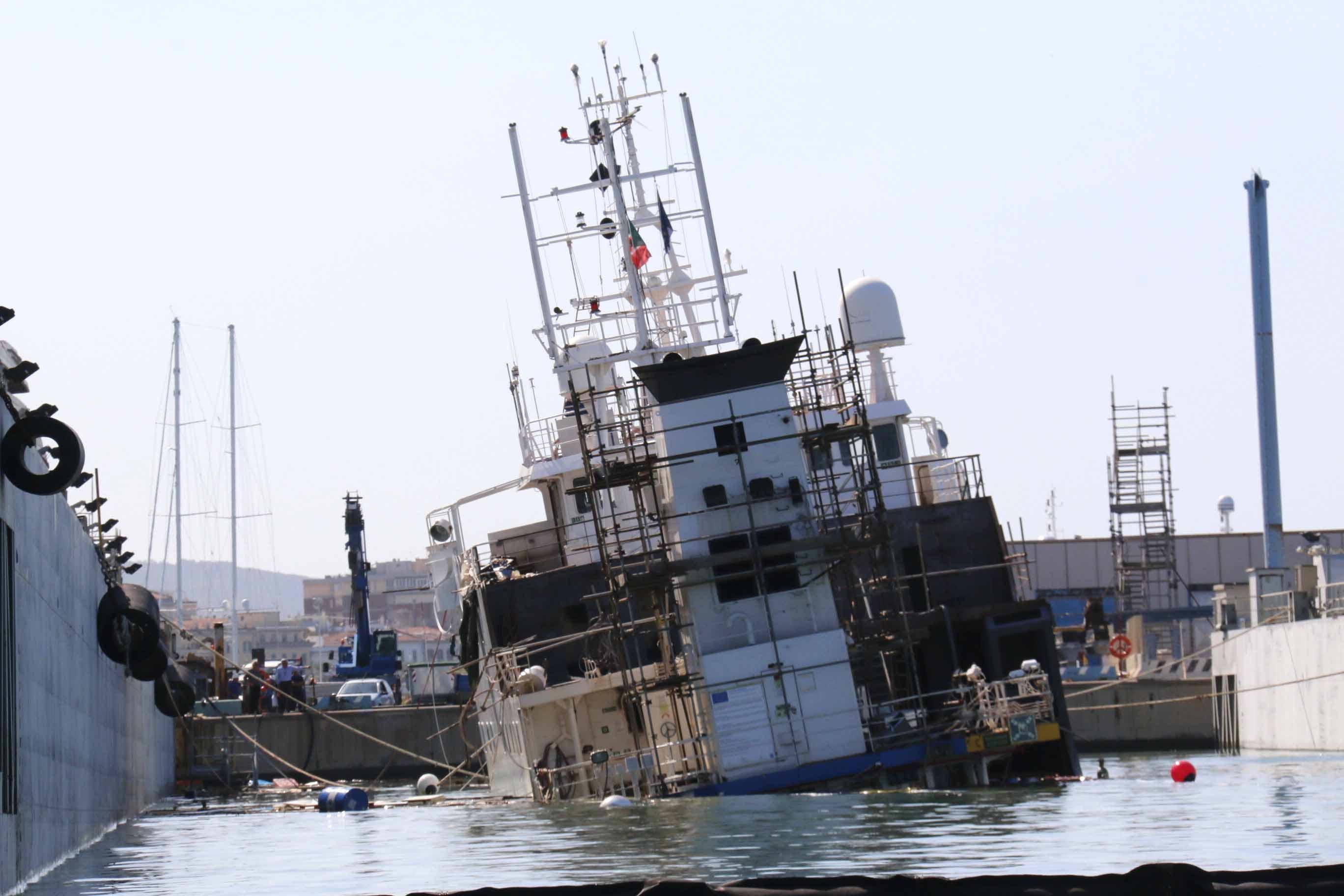 Porto, i riparatori navali a Gallanti: sistemiamo noi il bacino