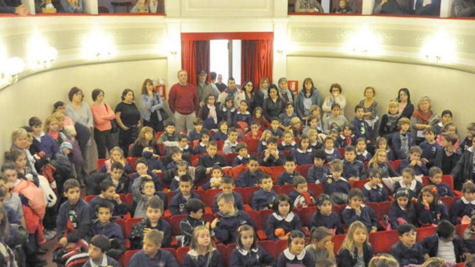 Veglione con spettacolo gratuito, prenotazioni