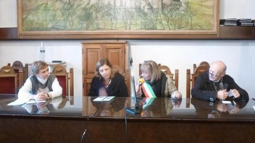 Bottega solidale Finiti i fondi pubblici «Restiamo aperti»