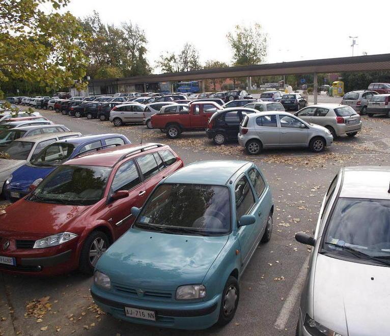 Niente sosta gratuita neppure per un quarto d’ora 