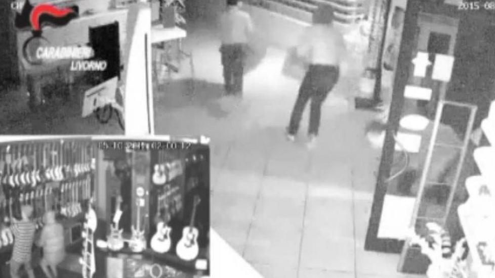 Arrestati in due per il supercolpo all’ottica Giachi