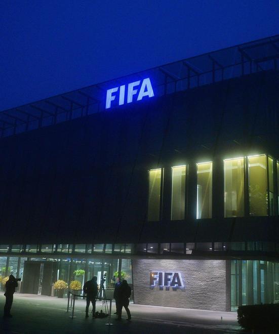 Decimati i vertici Fifa Odore di mazzette per i boss del pallone 