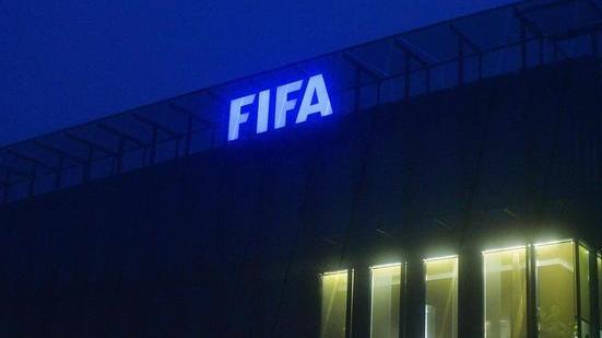 Decimati i vertici Fifa Odore di mazzette per i boss del pallone