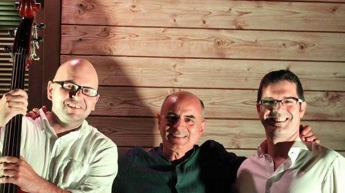 Oggi va in scena “ArRaund Casteddu”