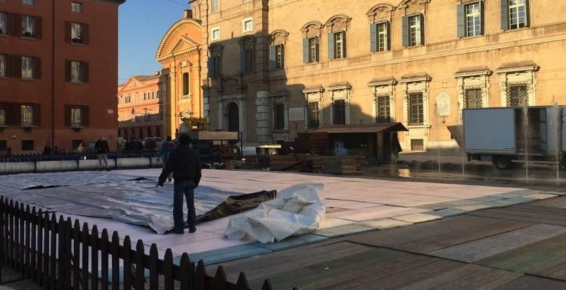 Piazza Roma libera eliminate le auto 
