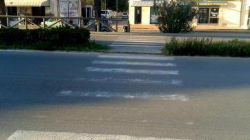 Strade troppo pericolose, ecco dissuasori e semaforo