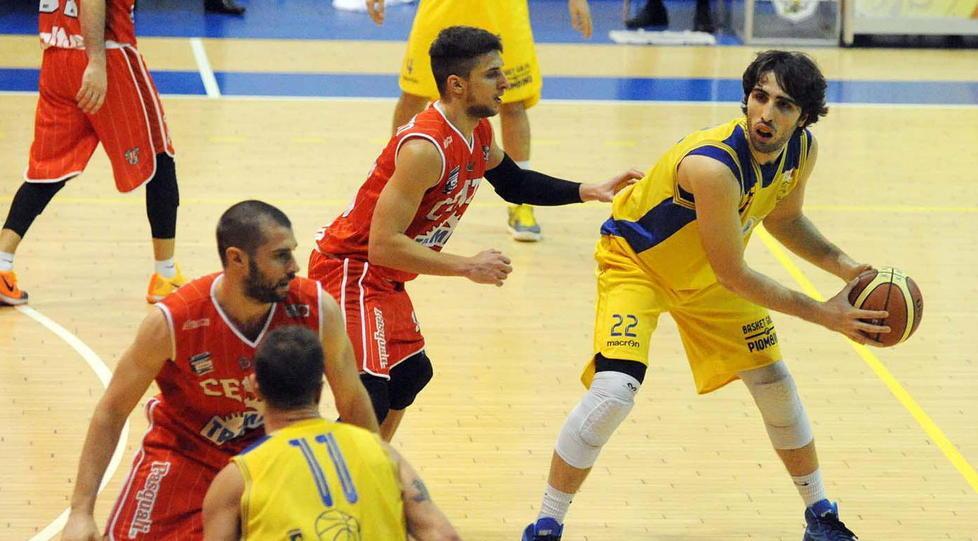 Basket Golfo, a Trecate vietato distrarsi 