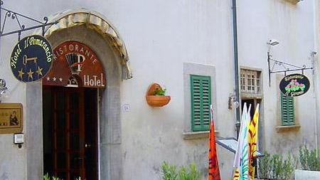 Chiude l’hotel Pomarancio per troppi affitti arretrati