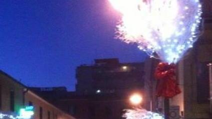 La magia del Natale illumina tutta la città