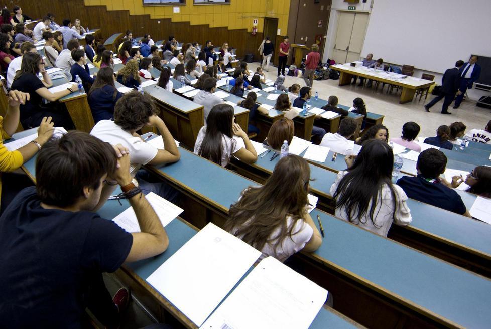 Stipendi e scatti “congelati” docenti sul piede di guerra