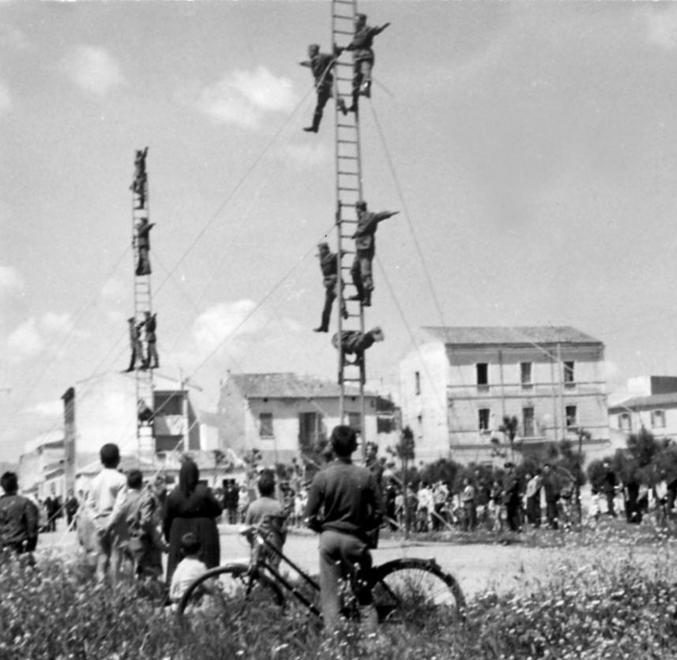 Vigili del fuoco, una storia lunga 75 anni 