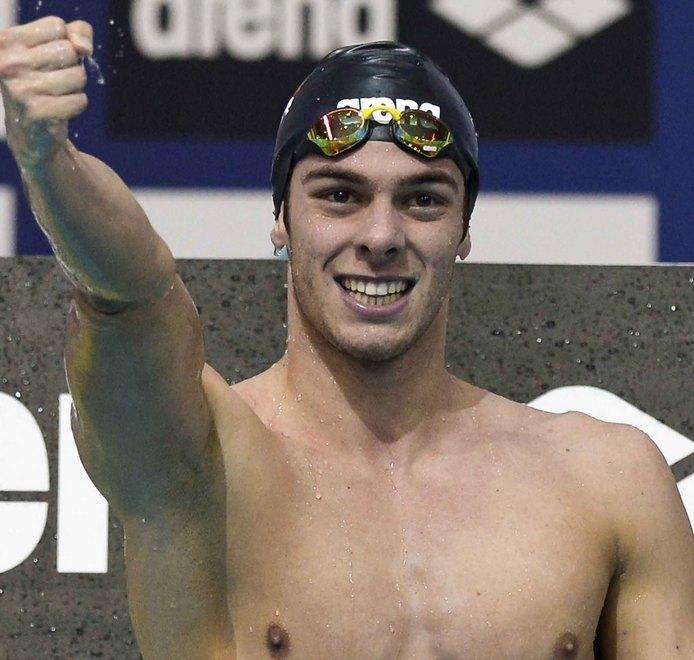 Impresa di Paltrinieri: oro e record 