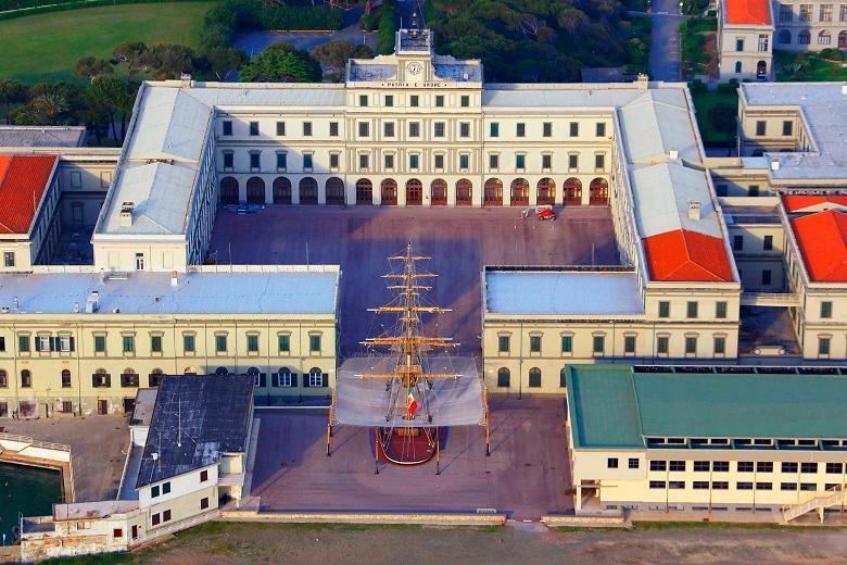 L'Accademia navale in una foto dall'alto (Muzzi)