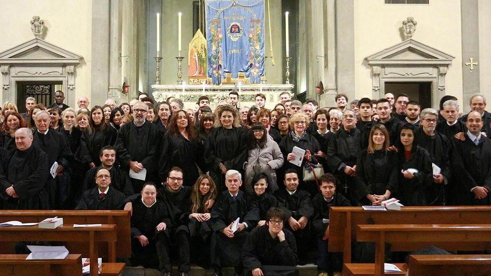 Vestizione per 51 confratelli della Misericordia di Empoli