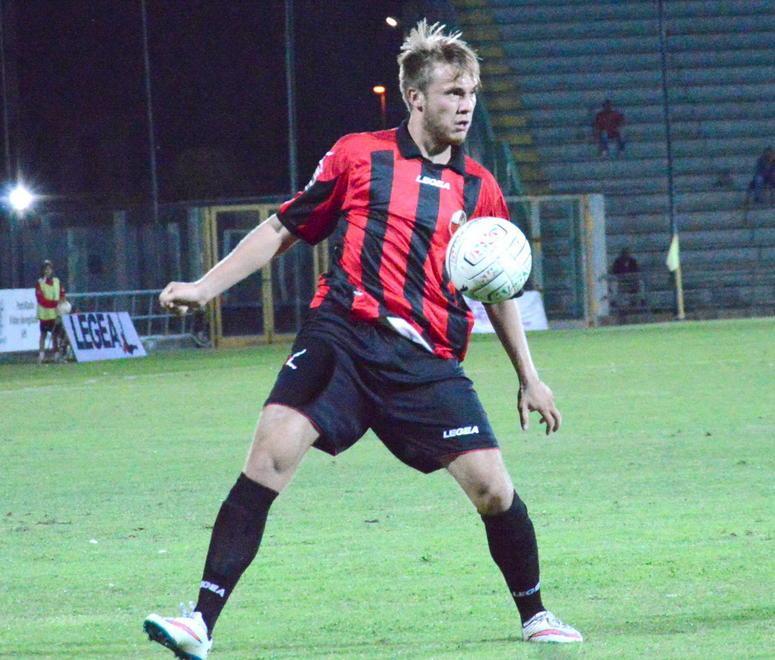 Lucchese-Teramo, la partita della verità 