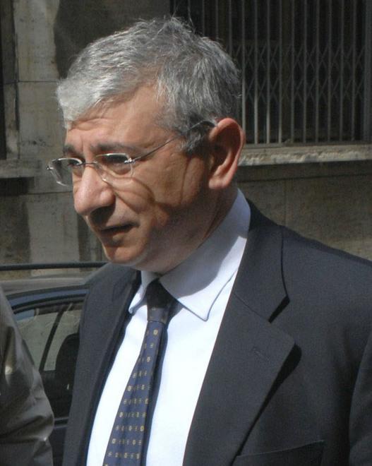 Militari, via l’altezza minima: ora i bassi possono arruolarsi