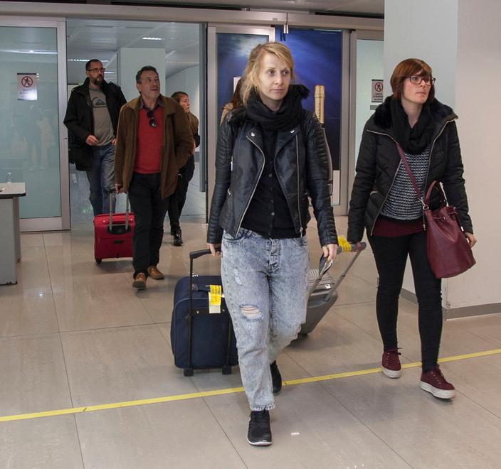 Passeggeri all'aeroporto di Alghero
