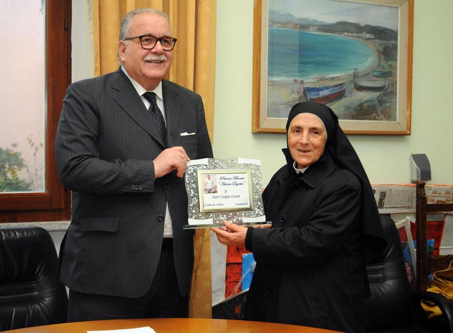 Assegnato a suor Luigia l’ottavo premio bontà 