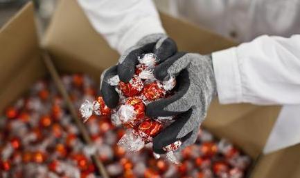 Otto tonnellate di praline rubate 