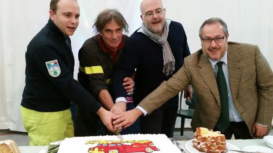 Cento si sta mobilitando per i vigili del fuoco