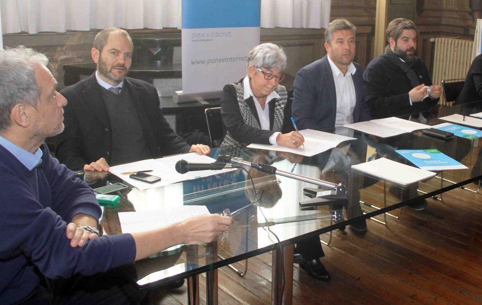Pane e Internet, la fame di sapere 